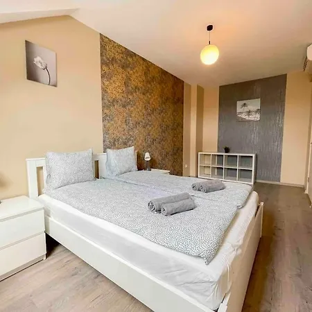 I77 Spacious Modern 3bedroom Lejlighed Budapest