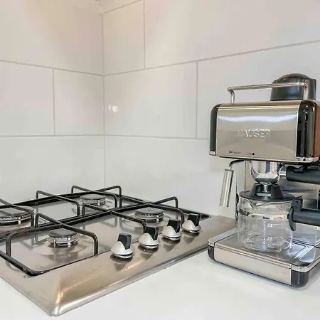 I77 Spacious Modern 3bedroom Budapest