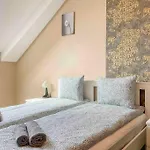 I77 Spacious Modern 3bedroom Appartement