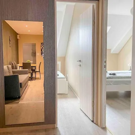 I77 Spacious Modern 3bedroom * Budapest