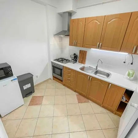 I77 Spacious Modern 3bedroom *