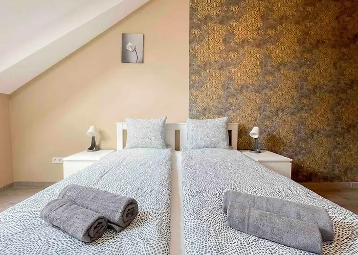 I77 Spacious Modern 3bedroom Appartement Boedapest