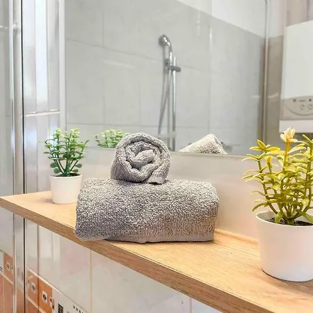 I77 Spacious Modern 3bedroom Appartement