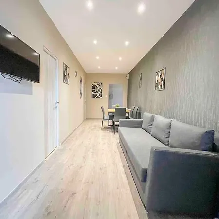 I77 Spacious Modern 3bedroom Daire Budapeşte